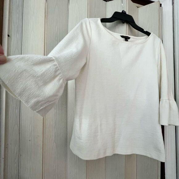 - Banana Republic Top - Picture 2 of 5